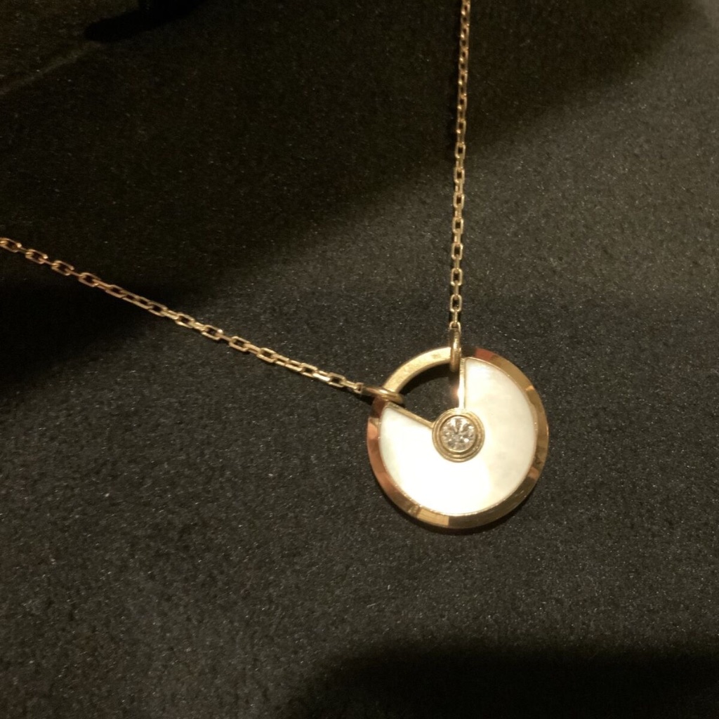 Cartier Amulette De Cartier Mother Of Pearl  Diamond Yellow Gold S Necklace